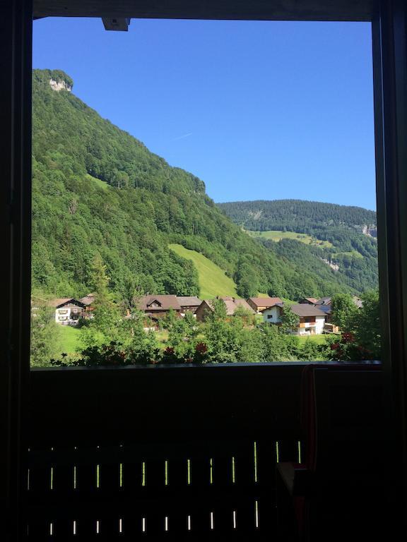 Gaestehaus Laesser Mellau Buitenkant foto