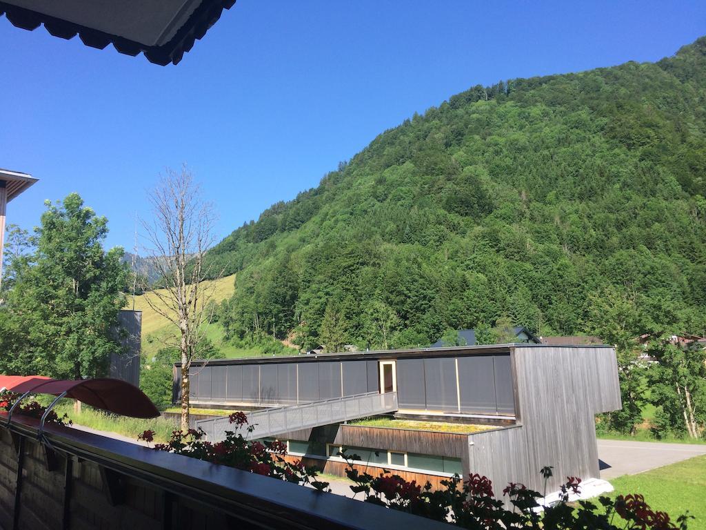 Gaestehaus Laesser Mellau Buitenkant foto