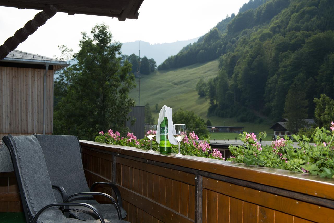 Gaestehaus Laesser Mellau Buitenkant foto